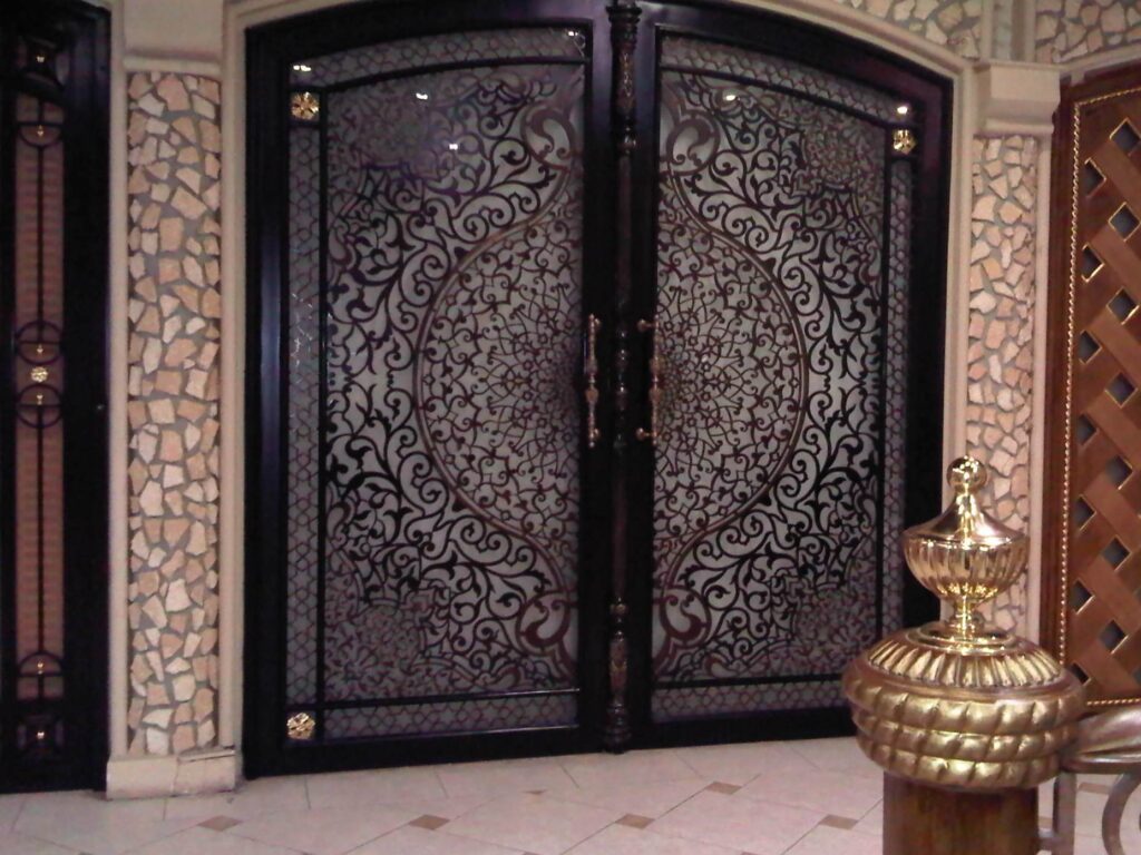 ابواب حديد ليزر
